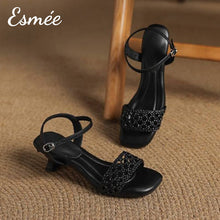將圖片載入圖庫檢視器 Black-Leather-High-Heel-Sandals-with-Knitting-Design-product-shots
