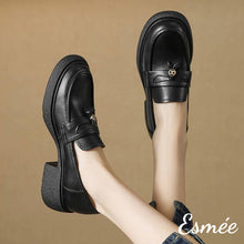 將圖片載入圖庫檢視器 Black-Leather-Loafers-with-Platform-and-5.5-cm-Heels-Design-model-shots
