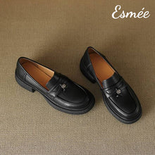 將圖片載入圖庫檢視器 Black-Leather-Loafers-with-Platform-and-5.5-cm-Heels-Design-product-shots
