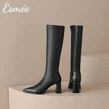 將圖片載入圖庫檢視器 Black-Leather-Long-Boots-with-Leather-Toe-and-Heel-Cap-product-shots
