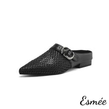 將圖片載入圖庫檢視器 Black-Leather-Mules-with-Hole-and-Grenadine-Design-product-shots-white-background
