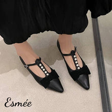 將圖片載入圖庫檢視器 Black-Leather-Pearl-T-Straps-with-3.5-cm-Invisible-Increased-Height-Design-model-shots
