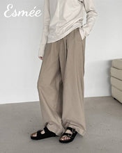 將圖片載入圖庫檢視器 Black-Suede-Flat-Sandals-with-Double-Thick-Straps-Design-model-shots
