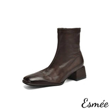 將圖片載入圖庫檢視器 Brown-Leather-Ankle-Boots-with-Squared-Toe-Design-product-shots-white-background
