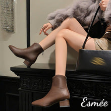 將圖片載入圖庫檢視器 Brown-Leather-Ankle-boots-model-shots
