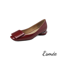 將圖片載入圖庫檢視器 Burgundy-Patent-Leather-Low-Heels-with-Square-Buckle-and-Diamond-Heels-product-shots-white-background
