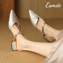 將圖片載入圖庫檢視器 Champagne-Patterned-Fabrics-High-Heel-Mules-with-Metallic-Double-Straps-model-shots
