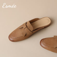 將圖片載入圖庫檢視器 Chestnut-Leather-Mules-with-Bow-Knot-Design-product-shots
