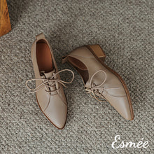 將圖片載入圖庫檢視器 Grey-Leather-Pointy-Toe-Oxford-Shoes-with-4.5-cm-block-heels-product-shots
