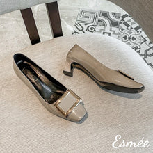 Load image into Gallery viewer, Grey-Patent-Leather-4-cm-High-Heels-with-Metal-Buckle-product-shots
