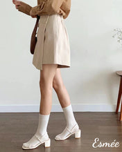 Load image into Gallery viewer, Ivory-Cotton-Skorts-with-Pocket-Design-model-shots-1
