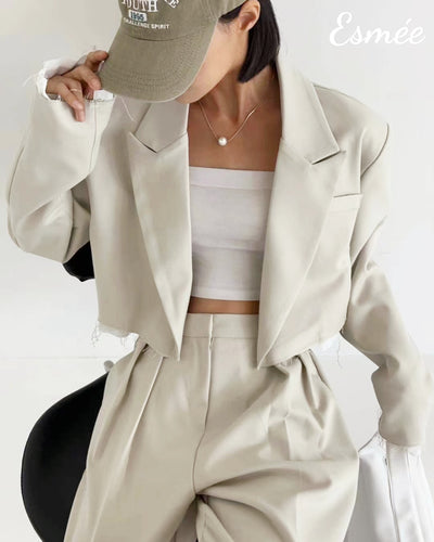 Ivory-Korean-Cotton-Cropped-Blazer-with-Contrast-Layering-model-shots-2