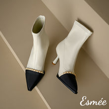 將圖片載入圖庫檢視器 Ivory-Leather-High-Heel-Ankle-Boots-with-Black-Pointed-Toe-Cap-and-Chain-Design-product-shots
