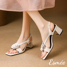 將圖片載入圖庫檢視器 Ivory-Leather-High-Heel-Sandals-with-Flower-and-Square-toe-Design-model-shots
