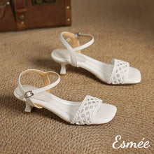 將圖片載入圖庫檢視器 Ivory-Leather-High-Heel-Sandals-with-Knitting-Design-product-shots

