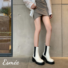 將圖片載入圖庫檢視器 Ivory-Leather-Mid-Chelsea-Boot-with-Thickened-Outsole-model-shots
