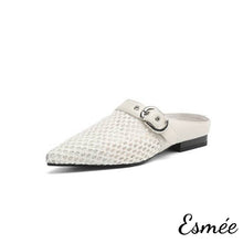 將圖片載入圖庫檢視器 Ivory-Leather-Mules-with-Hole-and-Grenadine-Design-product-shots-white-background
