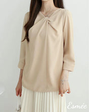 Load image into Gallery viewer, Khaki-Korean-Chiffon-Long-Sleeves-Blouse-with-Kink-Design-model-shots-3
