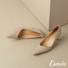 將圖片載入圖庫檢視器 Khaki-Leather-High-Heels-product-shots
