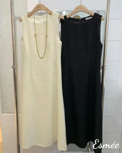 將圖片載入圖庫檢視器 Korean-Cotton-One-Piece-with-Sleeveless-Design-product-shots
