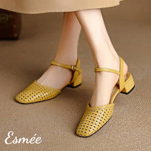 將圖片載入圖庫檢視器 Mustard-Leather-Sandals-with-Hole-Design-model-shots
