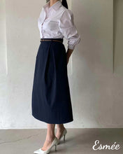 將圖片載入圖庫檢視器 Navy-Korean-Cotton-Shirt-Dress-with-Belt-Design-model-shots
