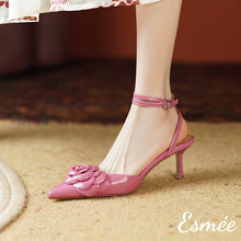 將圖片載入圖庫檢視器 Pink-Leather-High-Heel-Sandals-with-Rosebud-Design-model-shots
