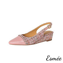 將圖片載入圖庫檢視器 Pink-Tweed-Fabrics-Sandals-with-Black-Toe-Cap-and-Chain-Design-product-shots-white-background
