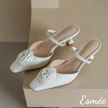 將圖片載入圖庫檢視器 Beige-Leather-High-Heel-Mules-with-Rosebud-Design-product-shots
