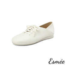 將圖片載入圖庫檢視器 Beige-Leather-Oxford-Shoes-with-Round-Toe-Design-product-shots-white-background
