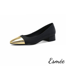 將圖片載入圖庫檢視器 Black-Leather-Flats-with-Golden-Toe-Cap-product-shots-white-background
