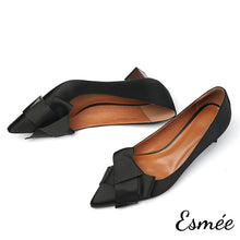 將圖片載入圖庫檢視器 Black-Silk-High-Heels-with-Bow-Knot-product-shots
