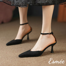 將圖片載入圖庫檢視器 Black-Suede-High-Heel-Sandals-with-Ankle-Straps-model-shots
