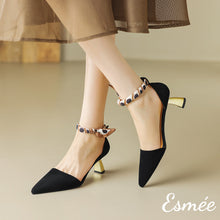 將圖片載入圖庫檢視器 Black-Suede-High-Heel-Sandals-with-Special-Design-Ankle-Straps-model-shots
