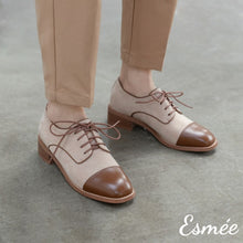 Load image into Gallery viewer, Brown-Dual-Color-Leather-and-Suede-Oxford-Shoes-model-shots
