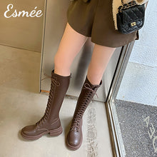 將圖片載入圖庫檢視器 Brown-Leather-Lace-Up-Long-Boots-model-shots
