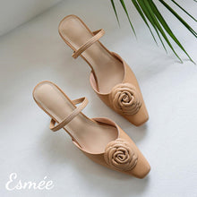 將圖片載入圖庫檢視器 Khaki-Leather-High-Heel-Mules-with-Rosebud-Design-product-shots
