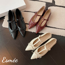 將圖片載入圖庫檢視器 Leather-T-Straps-Low-Heels-with-Bow-Knot-product-shots
