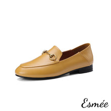 將圖片載入圖庫檢視器 Mustard-leather-horsebit-loafers-product-shots-white-background
