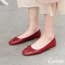 Load image into Gallery viewer, Red-Leather-Ballet-Flats-with-Bow-Knot-model-shots
