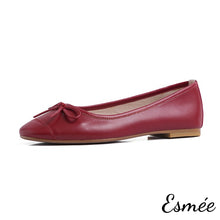 將圖片載入圖庫檢視器 Red-Leather-Ballet-Flats-with-Bow-Knot-product-shots-white-background
